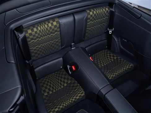 Certified 2026 Porsche 911 GTS RWD image 37