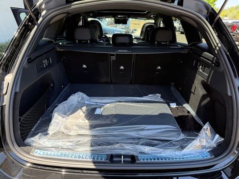 New 2026 Mercedes-Benz GLC 300 image 18