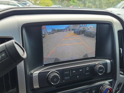 Used 2014 GMC Sierra 1500 SLT w/ SLT Preferred Package AWD/4WD image 27