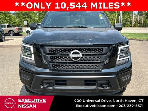 Certified 2024 Nissan Titan SV w/ SV Bronze Edition Package image 6