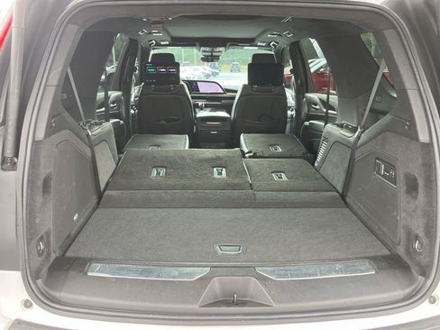 Used 2022 Cadillac Escalade Sport Platinum w/ LPO, ONYX Package AWD/4WD image 36