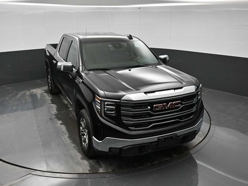 Used 2025 GMC Sierra 1500 SLT AWD/4WD image 25