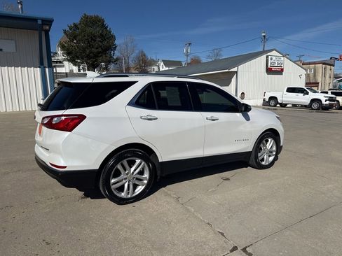 Used 2019 Chevrolet Equinox Premier image 4