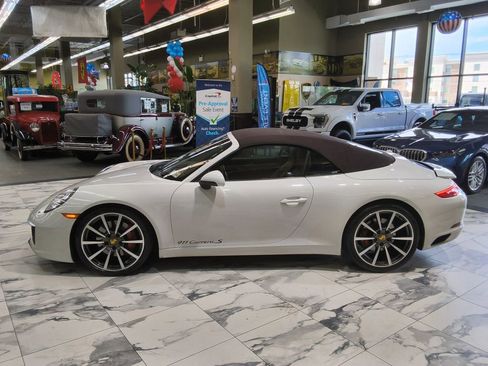 Used 2017 Porsche 911 Carrera S RWD image 29