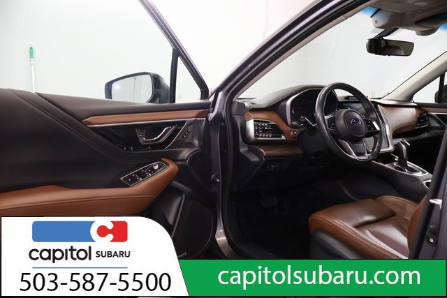 Used 2022 Subaru Outback Touring AWD/4WD image 8