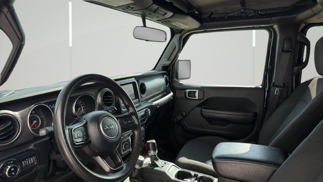 Used 2022 Jeep Gladiator Sport AWD/4WD image 8