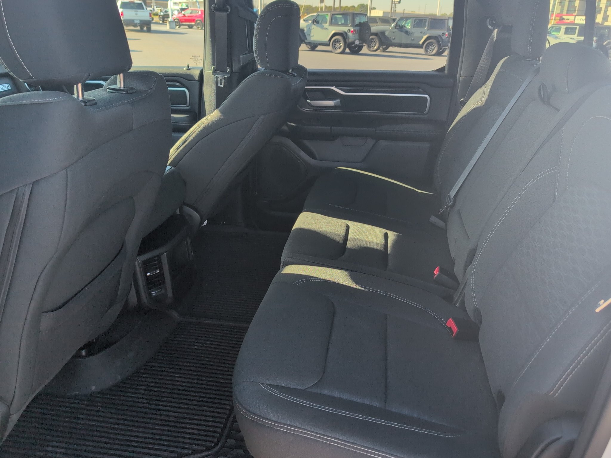 Used 2025 RAM 1500 Big Horn RWD image 16