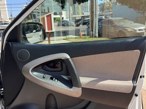 Used 2007 Toyota RAV4 4WD image 15