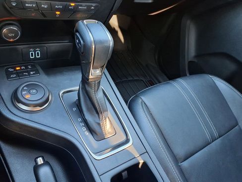 Certified 2019 Ford Ranger Lariat w/ Equipment Group 501A Mid image 19