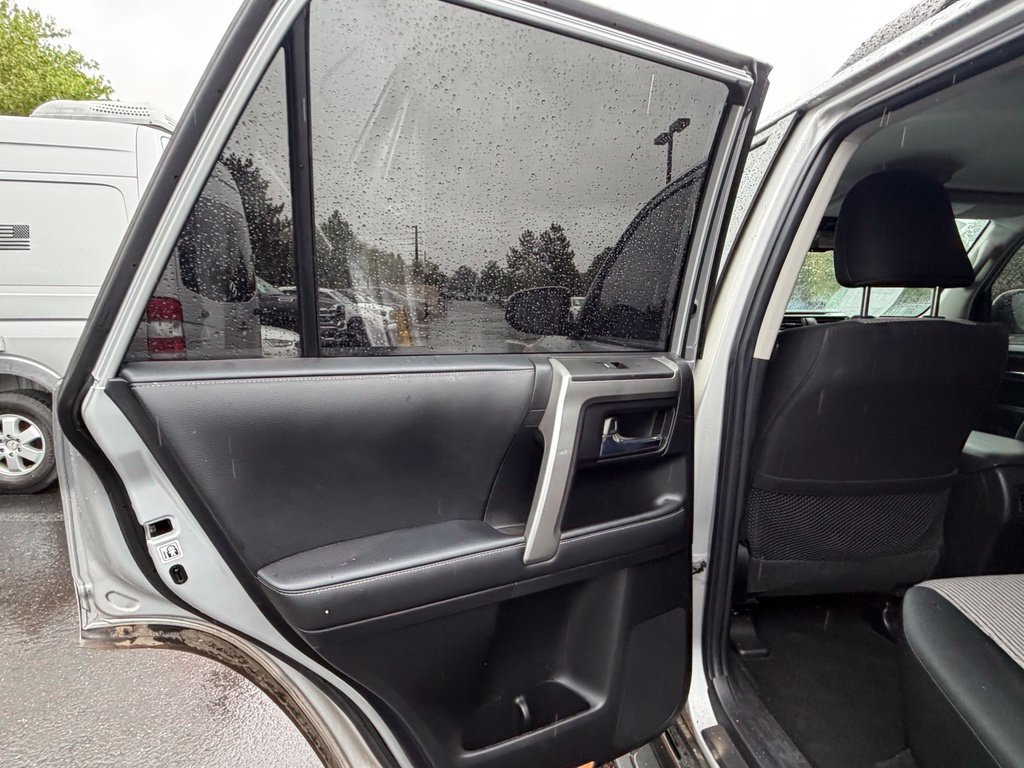 Used 2020 Toyota 4Runner SR5 AWD/4WD image 17