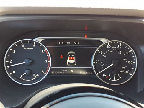 Used 2023 Nissan Rogue SV AWD/4WD image 17