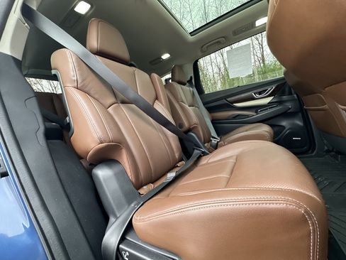 Used 2019 Subaru Ascent Touring image 32