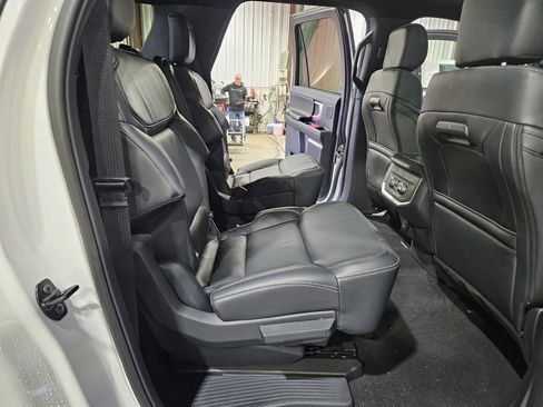 New 2025 Ford Expedition Max Platinum w/ Stealth Performance Package image 39