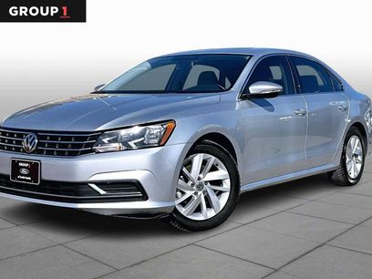 Used 2018 Volkswagen Passat 2.0T SE
