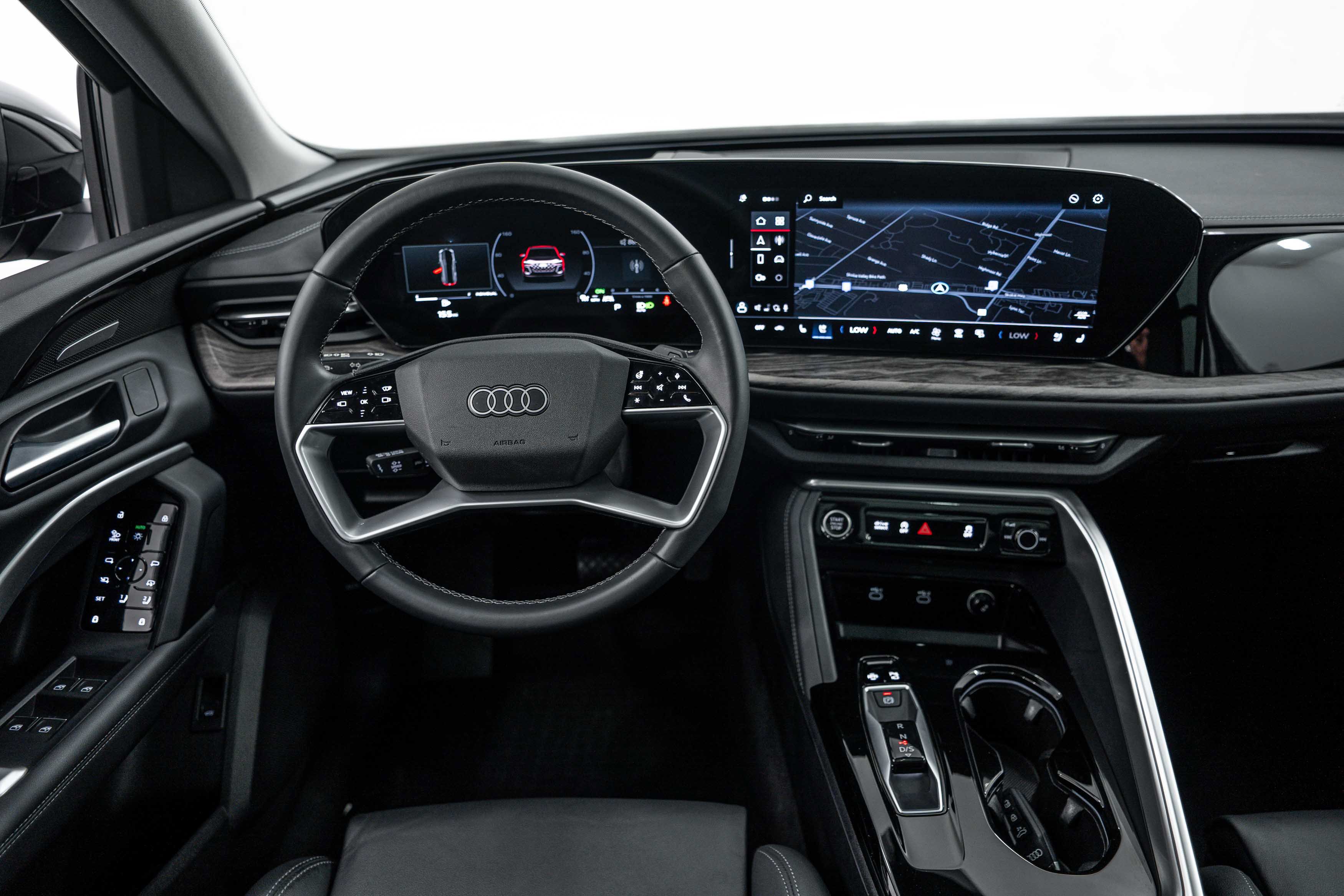 Used 2025 Audi Q5 Premium AWD/4WD image 8