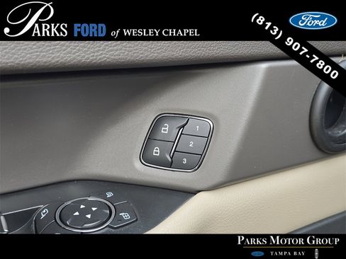 Used 2021 Ford Expedition Max XLT image 20