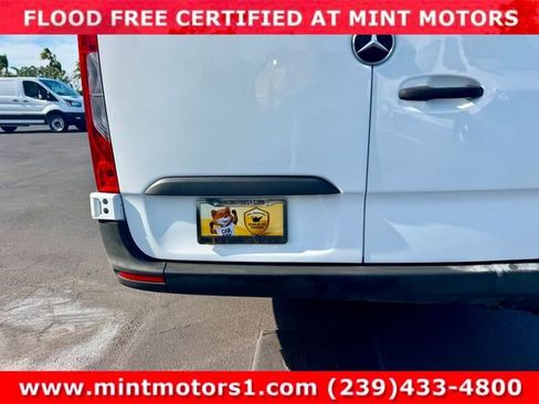 Used 2021 Mercedes-Benz Sprinter 2500 image 30