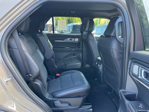 New 2026 Ford Explorer ST w/ Sun And Sound Package AWD/4WD image 8
