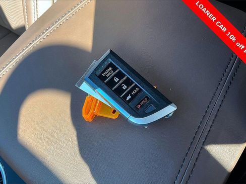 Certified 2025 Acura MDX w/ Technology Package image 11