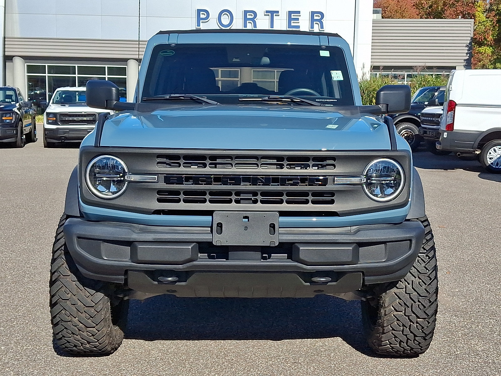 Used 2023 Ford Bronco 4-Door AWD/4WD image 3