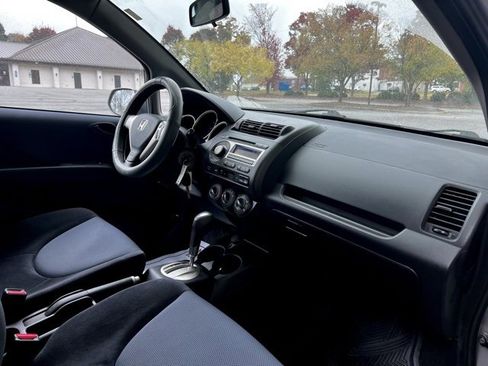 Used 2008 Honda Fit Sport image 23