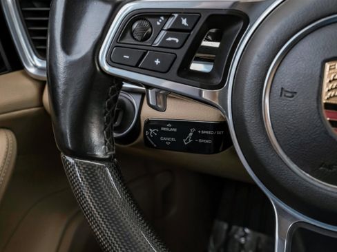 Used 2018 Porsche Panamera 4 w/ Sport Chrono Package image 18