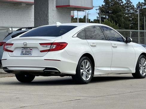 Used 2019 Honda Accord LX image 3