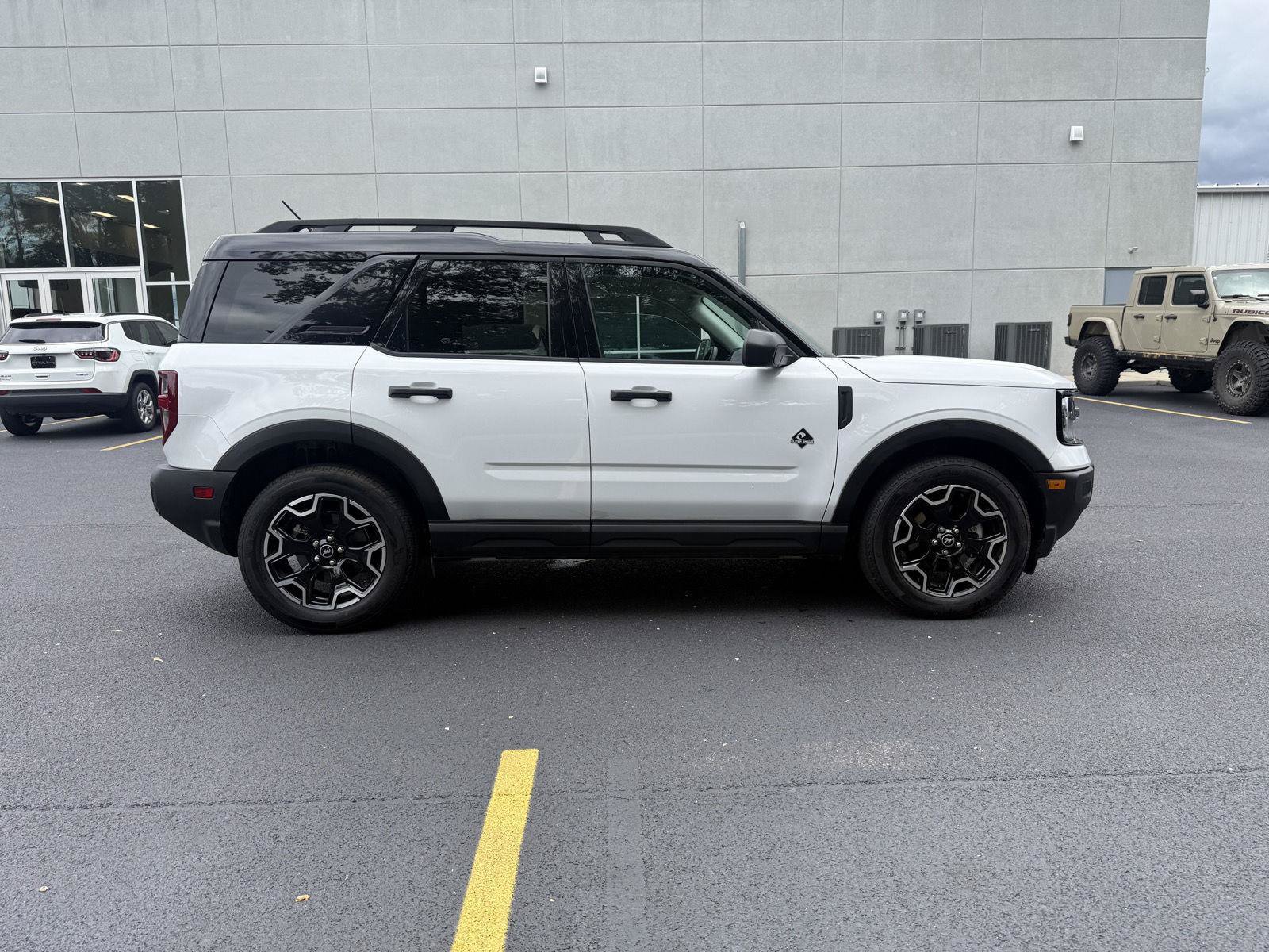 Used 2026 Ford Bronco Sport Outer Banks AWD/4WD image 8