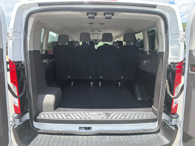 Used 2024 Ford Transit 350 XLT RWD image 17