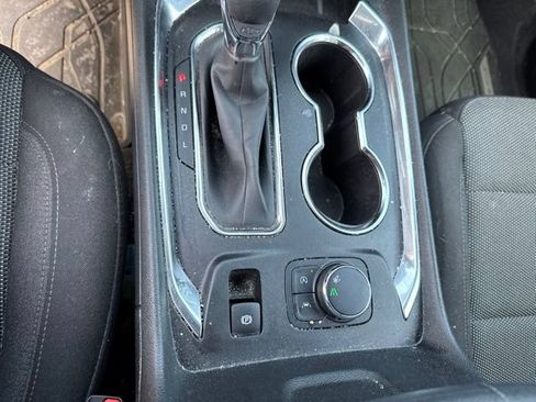 Used 2023 Chevrolet Traverse LT w/ LPO, Floor Liner Package FWD image 8