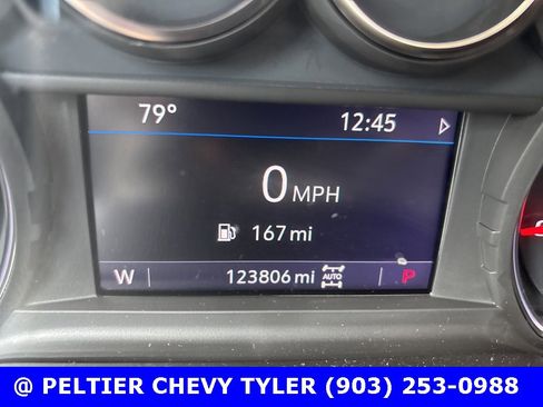 Used 2021 Chevrolet Suburban Z71 w/ Z71 Signature Package image 26