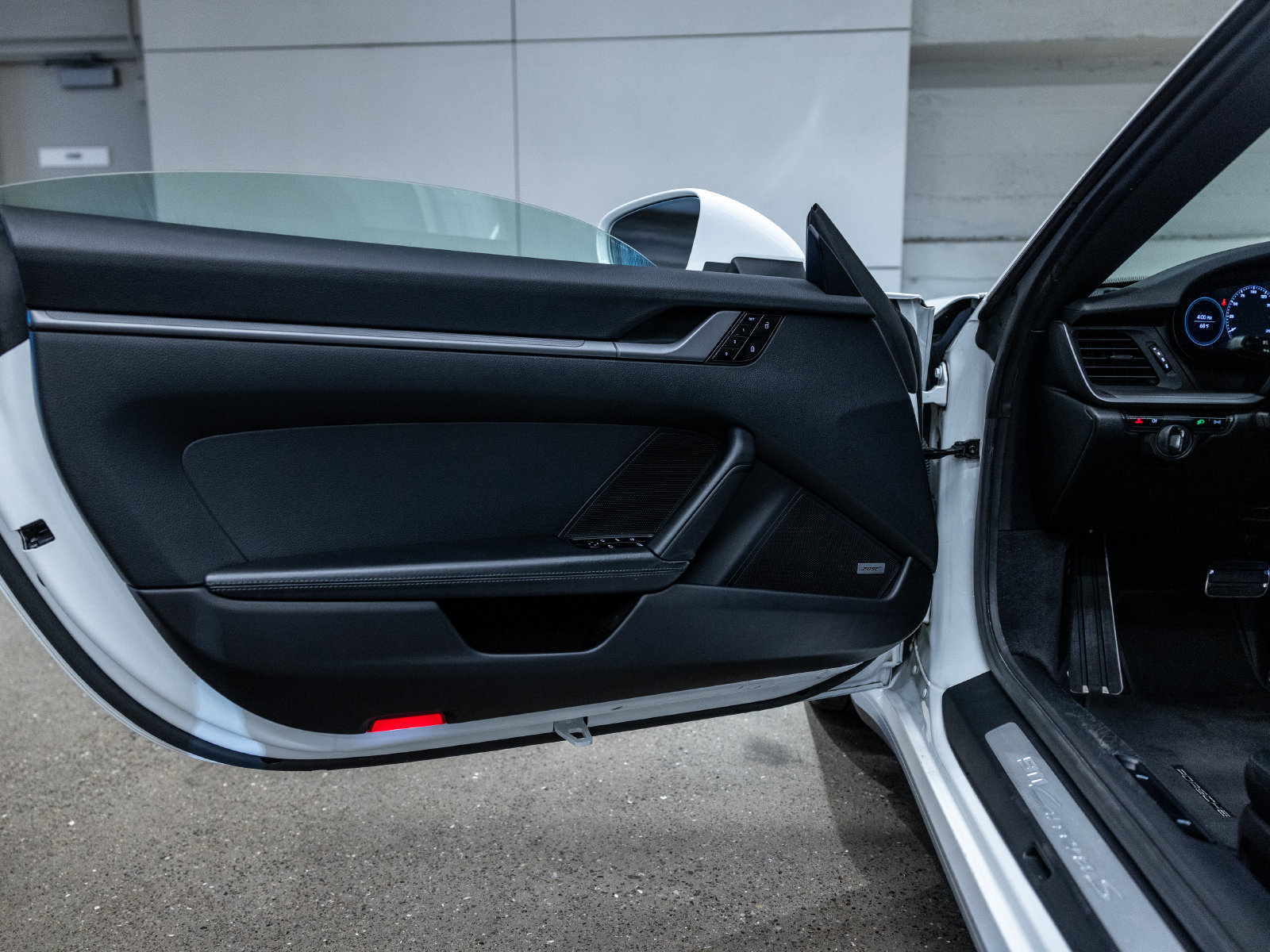 Certified 2020 Porsche 911 Carrera S RWD image 31