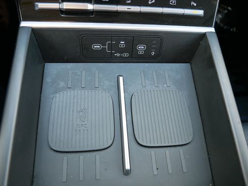 Used 2024 Hyundai Santa Fe SEL image 33