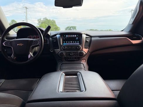 Used 2018 Chevrolet Tahoe Premier AWD/4WD image 20