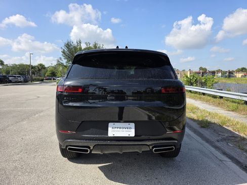 Certified 2024 Land Rover Range Rover Sport SE AWD/4WD image 6