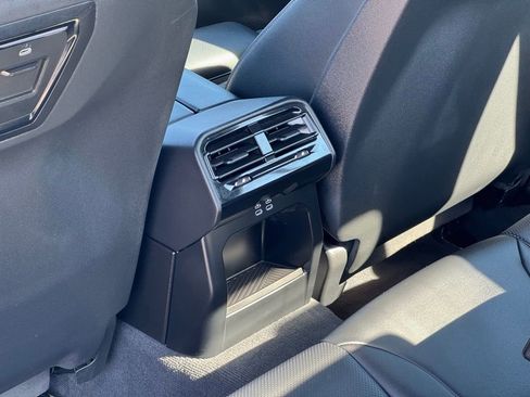 Certified 2025 BMW 530i xDrive image 24