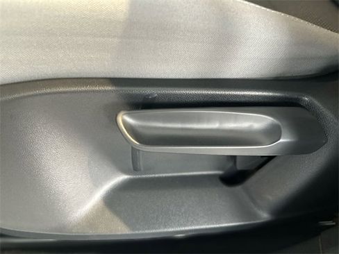 Used 2024 Volkswagen Taos S image 13