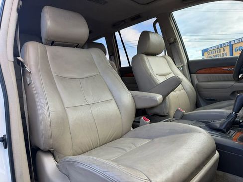 Used 2007 Lexus GX 470 AWD/4WD image 16