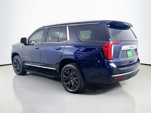 Used 2024 GMC Yukon SLT w/ SLT Luxury Package RWD image 7