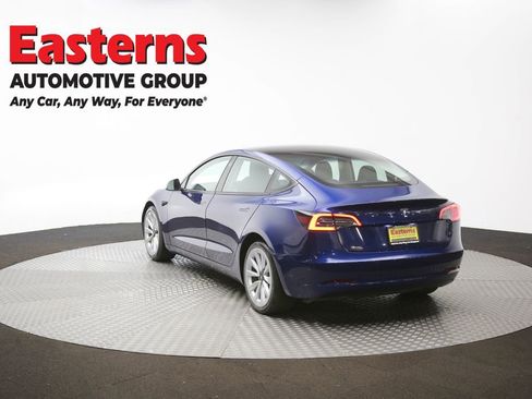 Used 2022 Tesla Model 3 Standard Range image 63