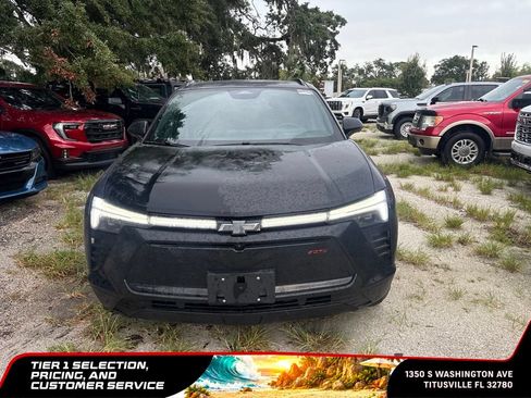 Used 2025 Chevrolet Blazer EV RS AWD/4WD image 2