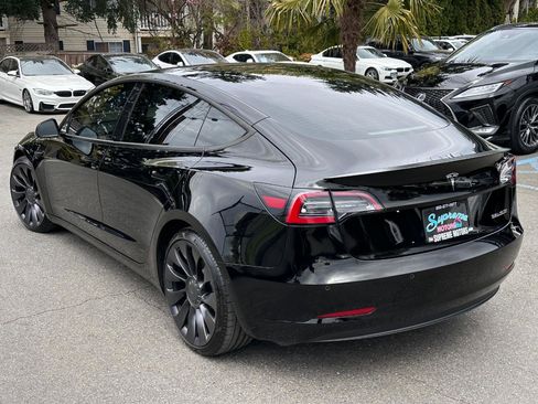 Used 2022 Tesla Model 3 Performance image 3