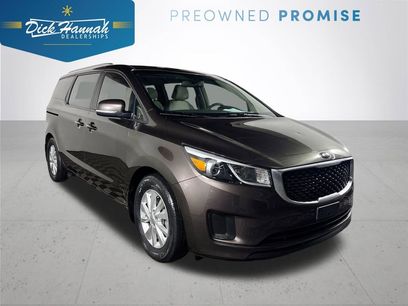 Used 2016 Kia Sedona LX