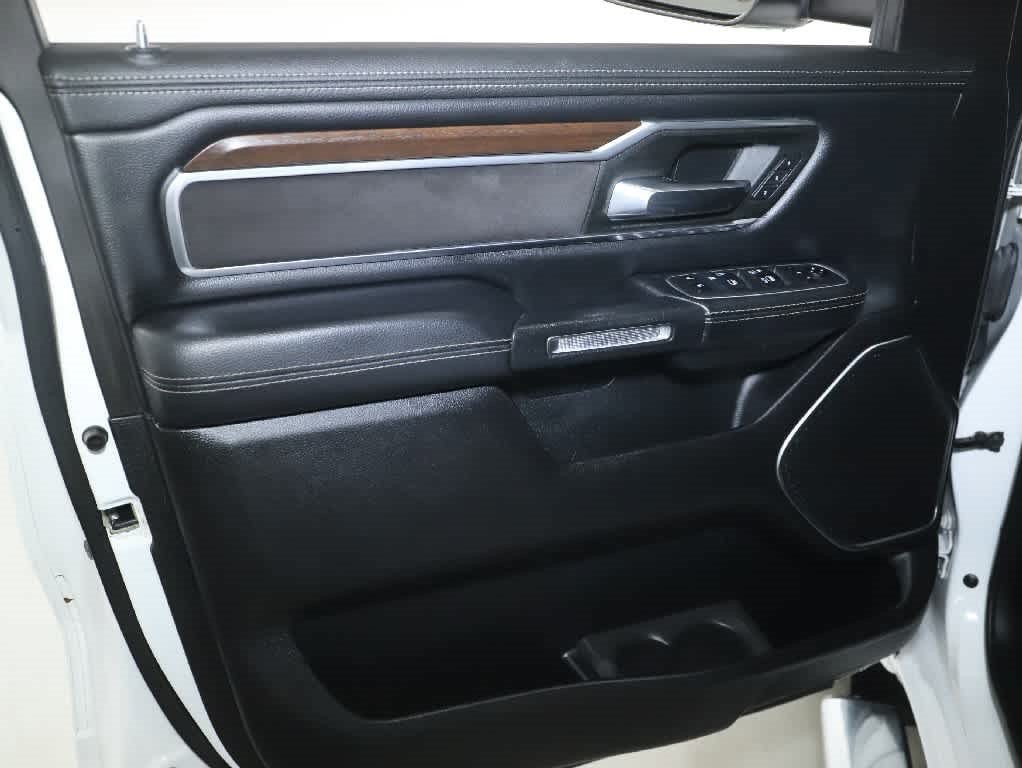 Used 2021 RAM 1500 Laramie AWD/4WD image 15