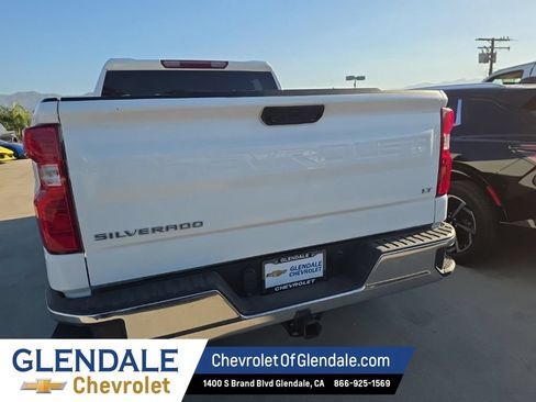 Used 2023 Chevrolet Silverado 1500 LT AWD/4WD image 5