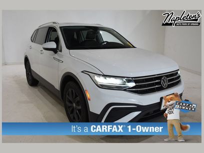 Used 2022 Volkswagen Tiguan SE w/ Panoramic Sunroof Package