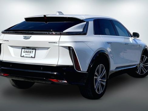 Used 2024 Cadillac Lyriq Luxury AWD/4WD image 13
