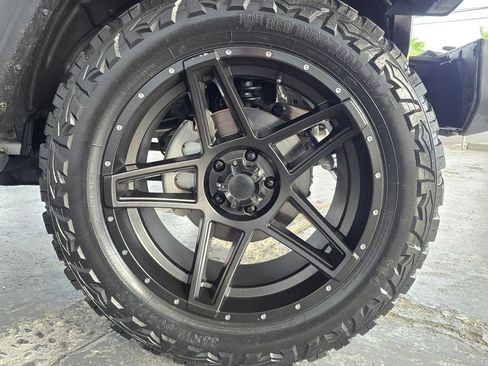 Used 2019 Jeep Wrangler Unlimited Sport S AWD/4WD image 34