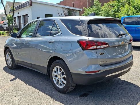 Used 2024 Chevrolet Equinox LT FWD image 6
