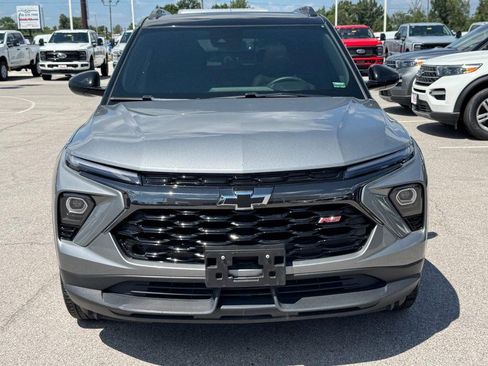 Used 2024 Chevrolet TrailBlazer RS w/ Convenience Package AWD/4WD image 9
